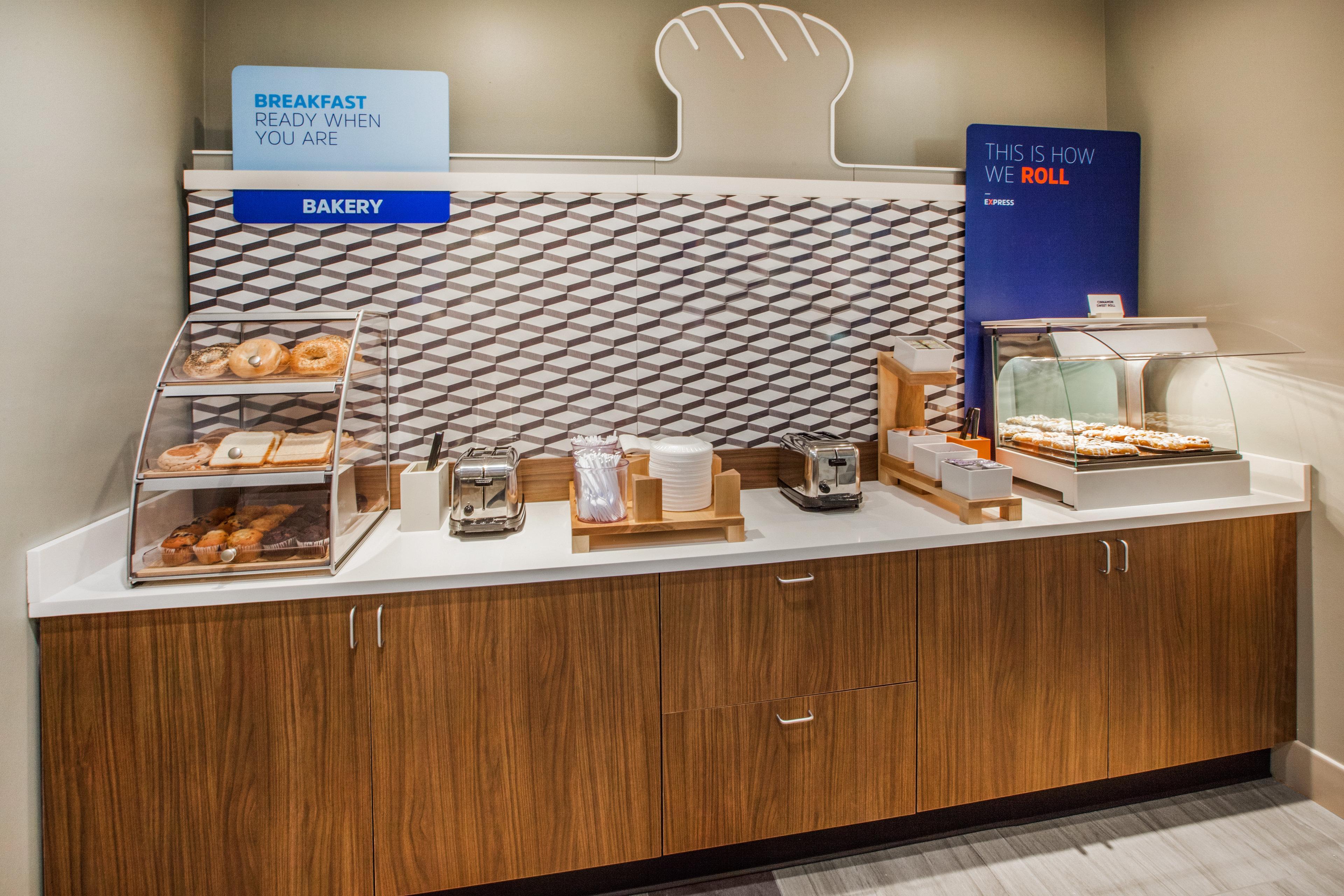 Holiday Inn Express & Suites Medina By Ihg Exterior foto