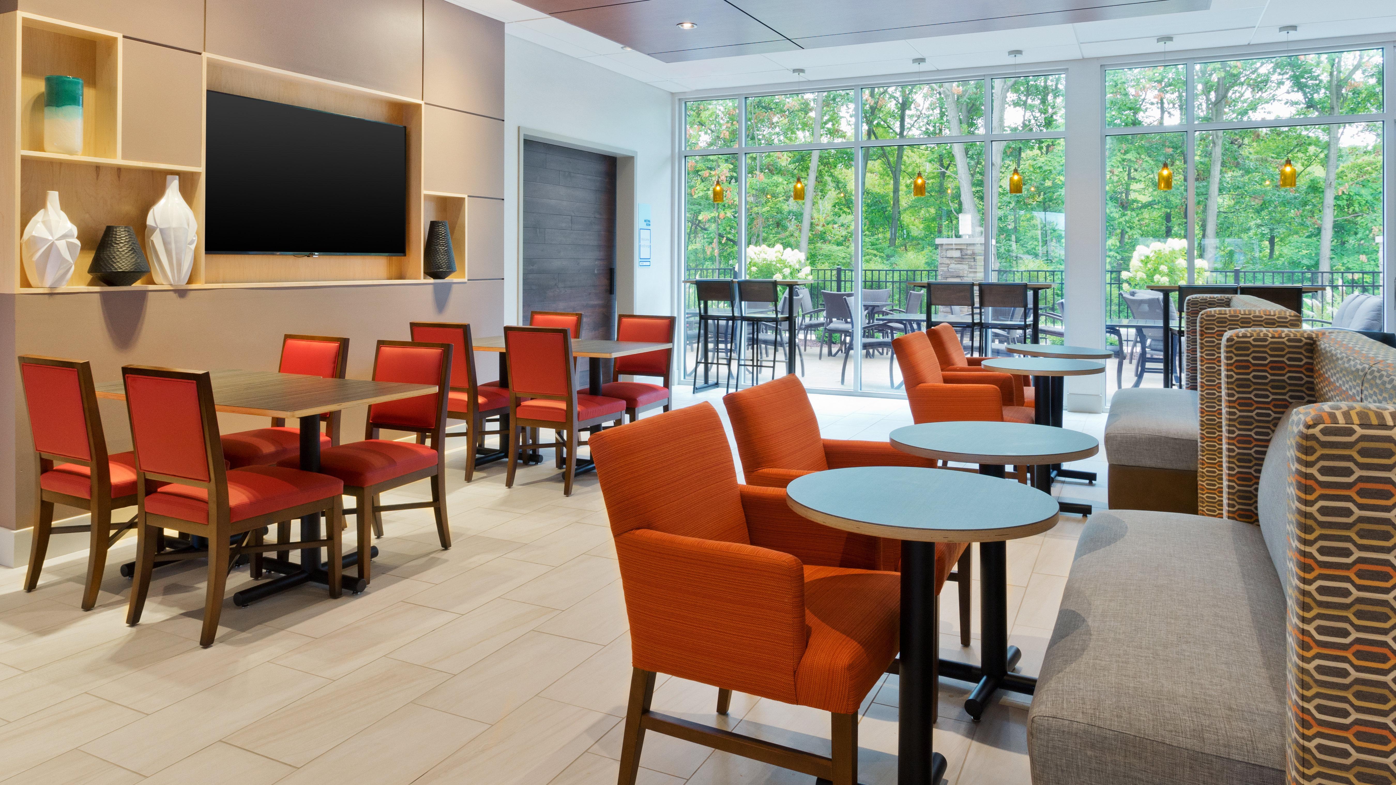 Holiday Inn Express & Suites Medina By Ihg Exterior foto